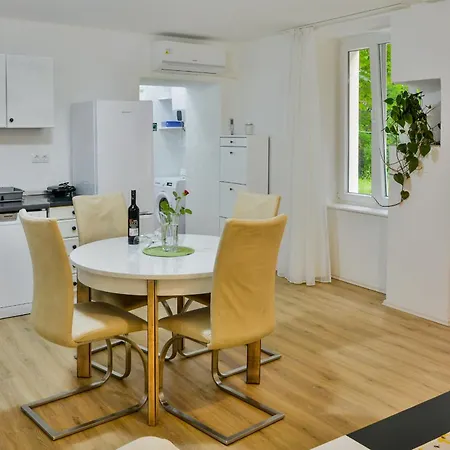 Apartment Bela Senj  Buitenkant foto