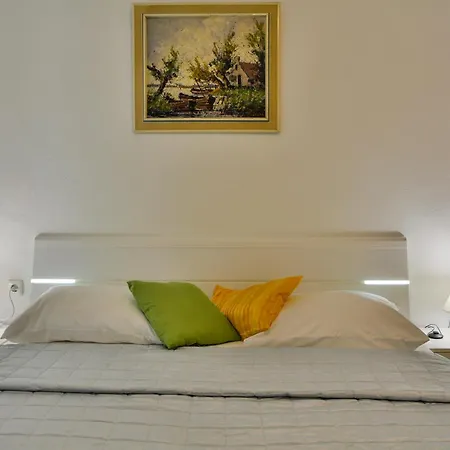 Apartment Bela Senj  Buitenkant foto