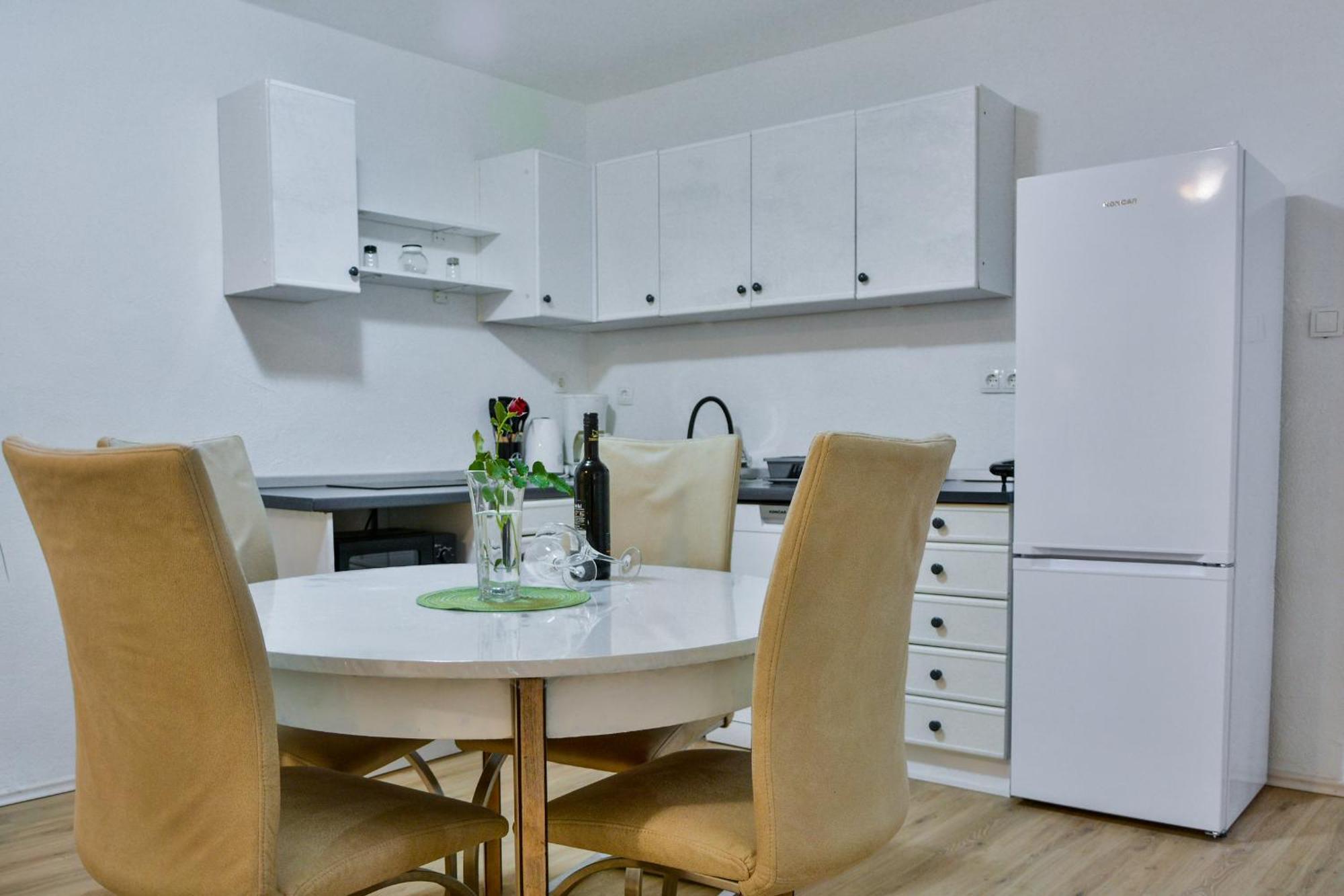 Apartment Bela